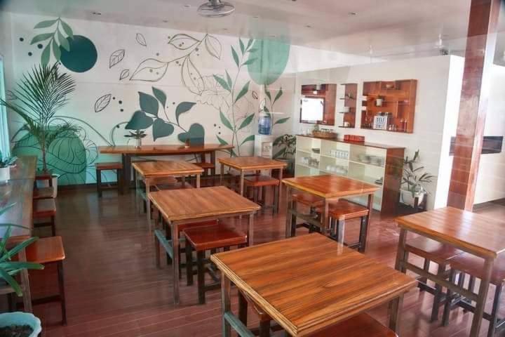 Cebuana'S Travelers Inn Coron Buitenkant foto